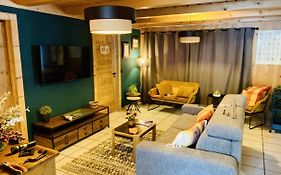 Apartment In Morzine - Ski In - Sleeps 6